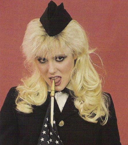 jeannafine-tight-blonde